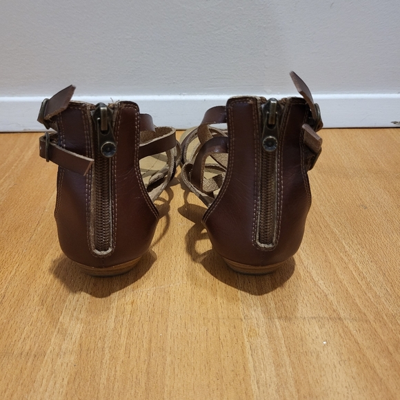 Blowfish strappy gladiator sandal - Picture 2 of 5